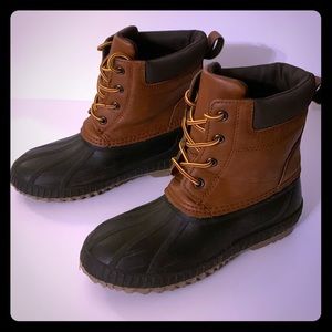 GAP KIDS Boys Tan Black Lace Up Duck Boots Kids